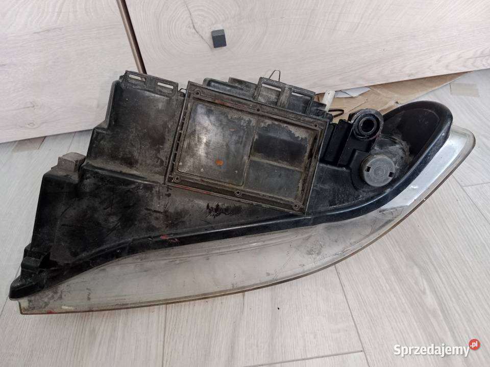Lampa przednia prawa Audi A4 b5 lift Wejherowo