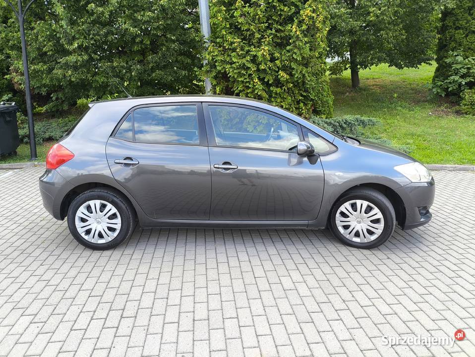 Toyota Auris 16 Benzyna LPG 5 Drzwi Klimatyzacja