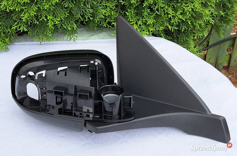 LUSTERKO WSTECZNE PRAWE VOLVO C30 20072013 Mielęcin