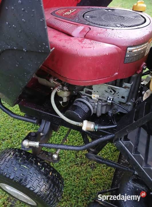 Kosiarki traktorki Honda i Castel Garden Nieledew sprzedam
