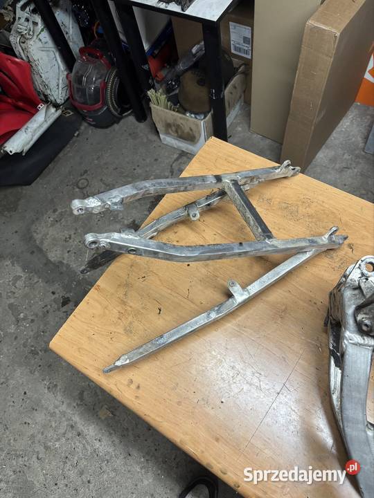 Subrafem stelaż aluminiowej ramy Honda CR 125 Motocykle na części Bielawa