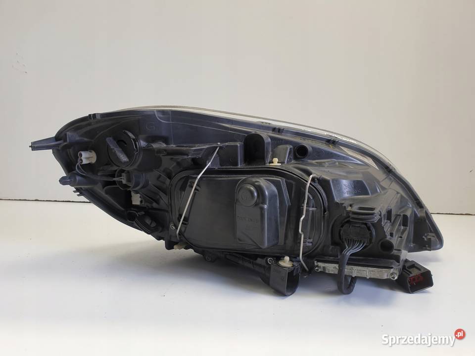 LAMPA LEWA PRZEDNIA VOLVO XC60 I 1 XENON SKRĘTNY