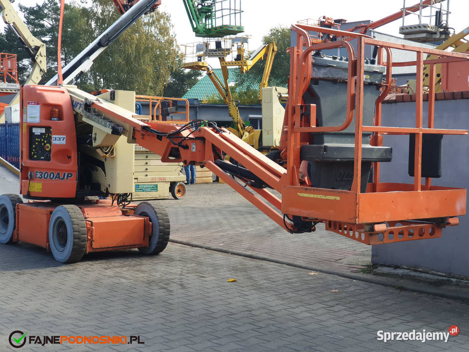 Podnośnik przegubowy JLG 300AJP Genie Z30 UDT Bydgoszcz sprzedam