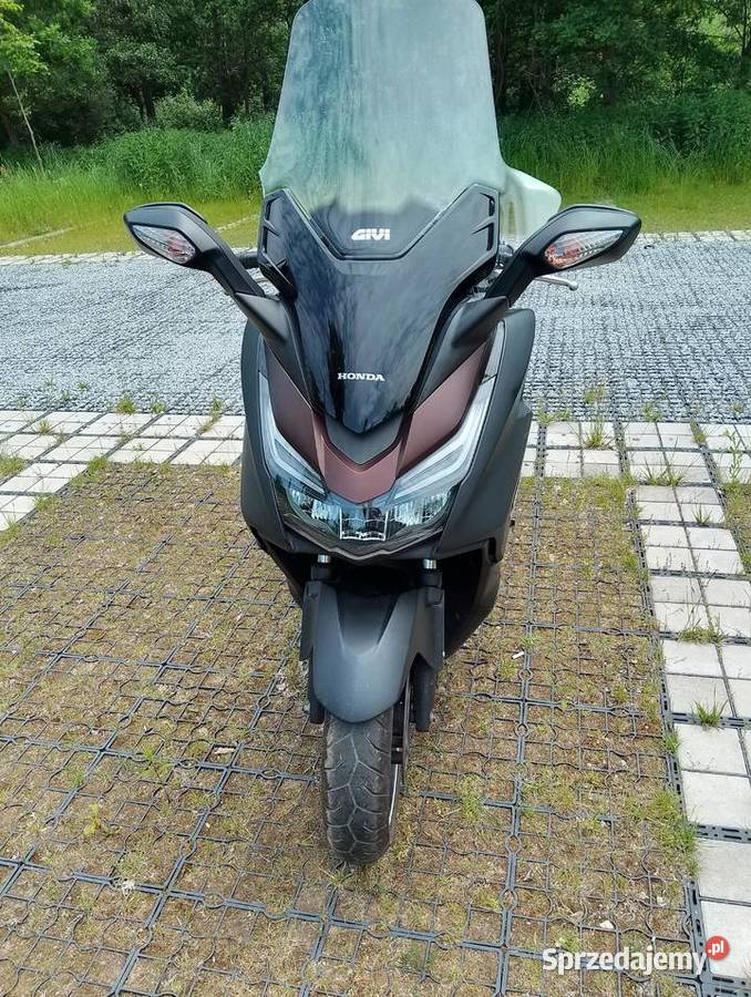 Skuter Honda Forza NSS 125 uszkodzony na kat B Tarnowskie Góry