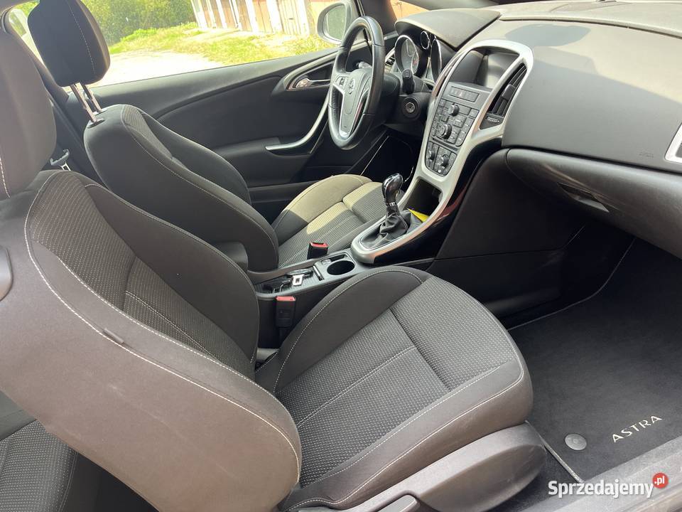 Opel Astra GTC IVJ 14 T 140 Krajowy Drugi szary Mysłowice