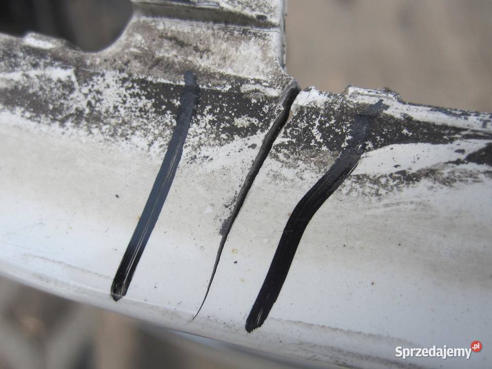 MERCEDES E IV W212 12r zderzak tył świętokrzyskie