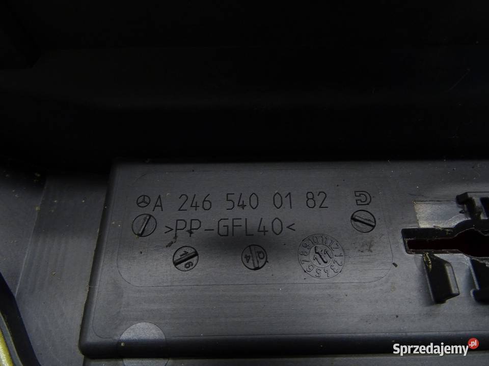 SKRZYNKA BEZPIECZNIKÓW BSI A2465400182 MERCEDES osobowe