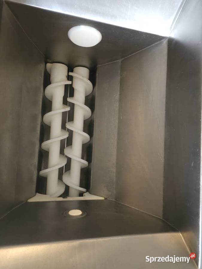 Wilk do mięsa ZASYPOWY KĄTOWY MADO Ultra2 9kw