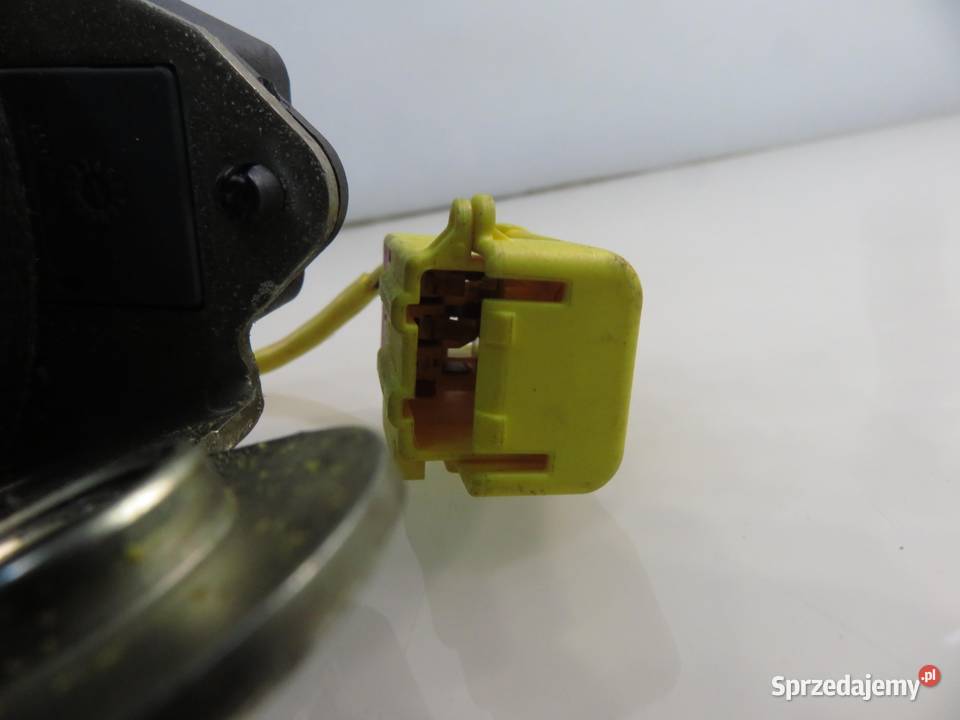 PAS PRAWY PRZEDNI VW GOLF V 1K1 1K3857706