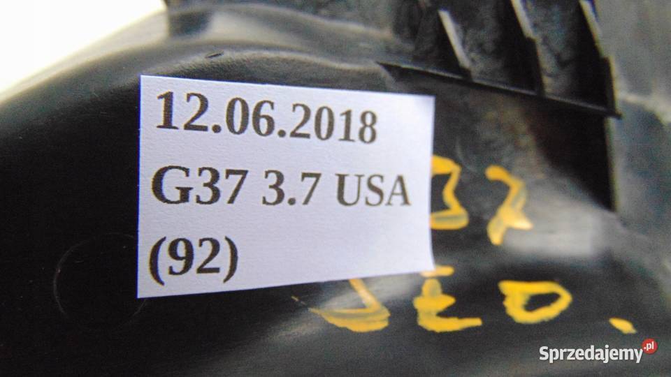 OSŁONA ZAŚLEPKA ZAWIASU LEWA PRAWA INFINITI G37 osobowe Wyposażenie wnętrza wielkopolskie Nowy Tomyśl