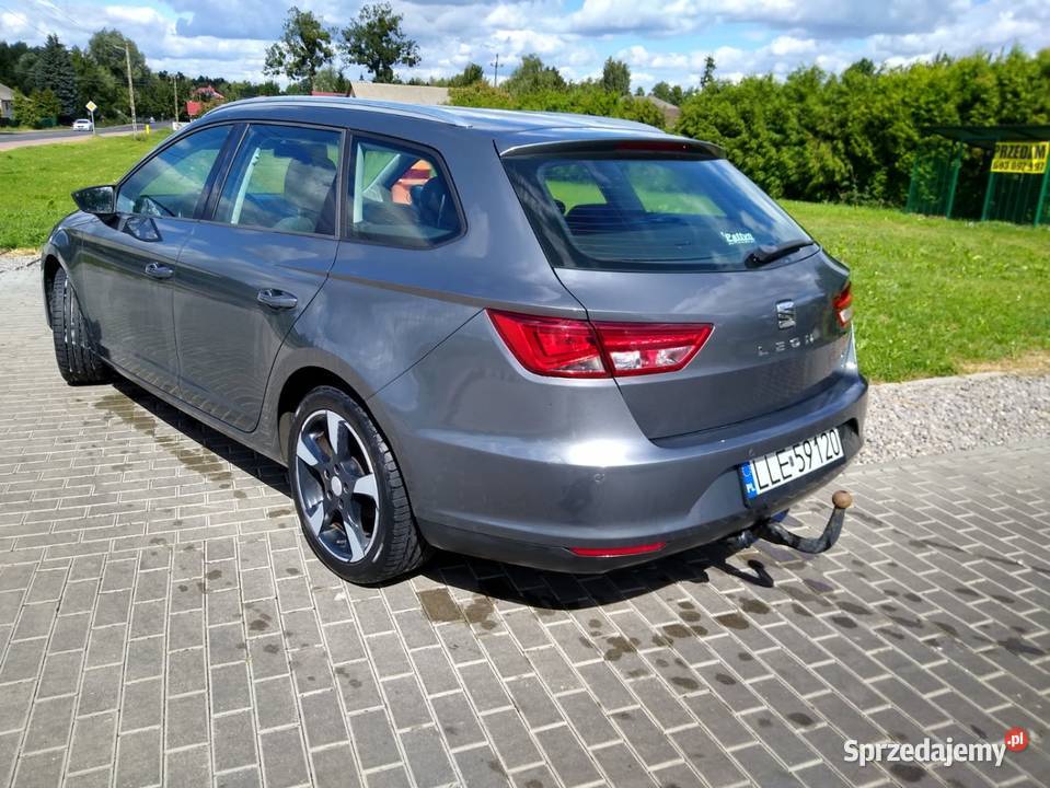 Seat Leon nieuszkodzony