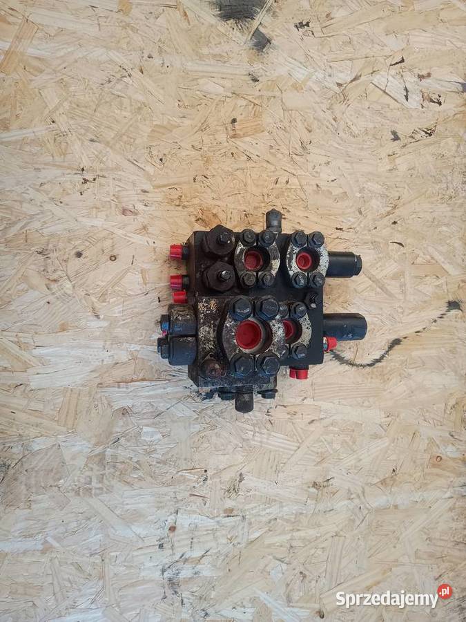 Volvo L120H zawór hydrauliczny VOE 15081291 Staszów