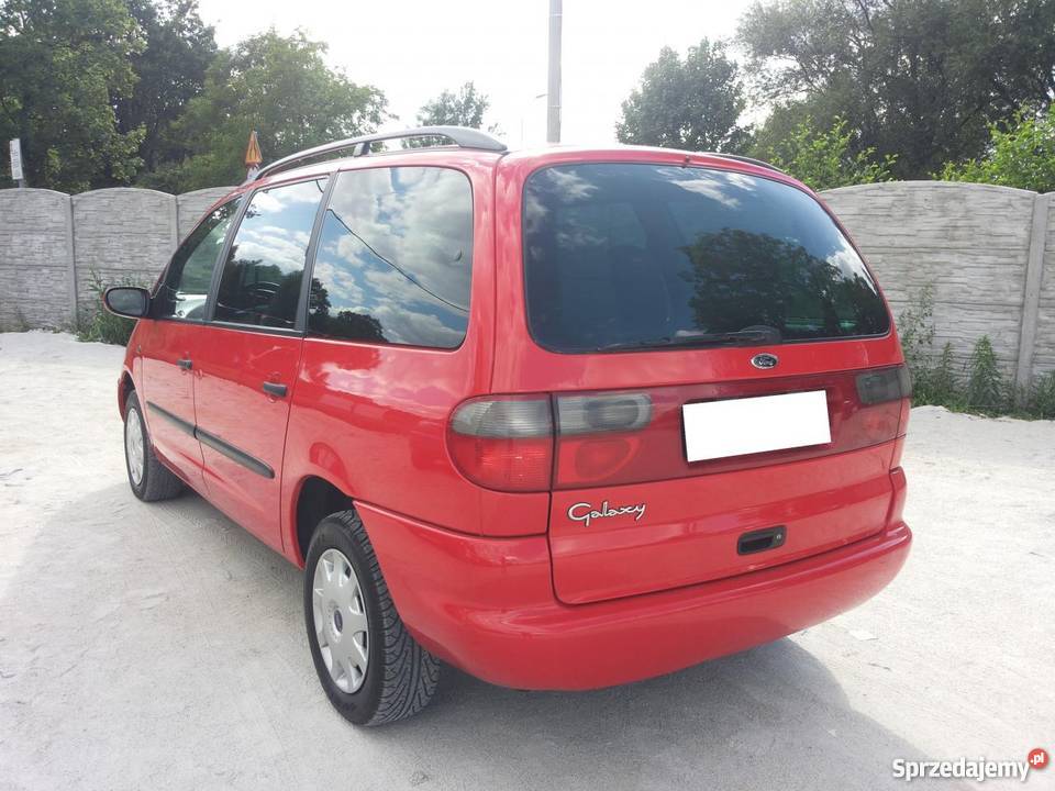 Ford czerwony elektryczne lusterka Strzegom sprzedam