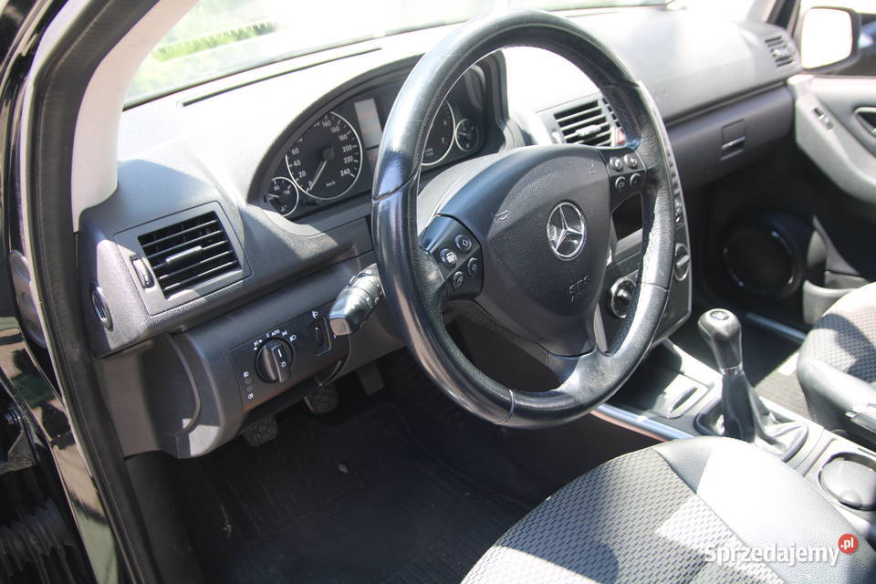 MercedesBenz Klasa A W169 15 Salon Polska 1595 nieuszkodzony sprzedam