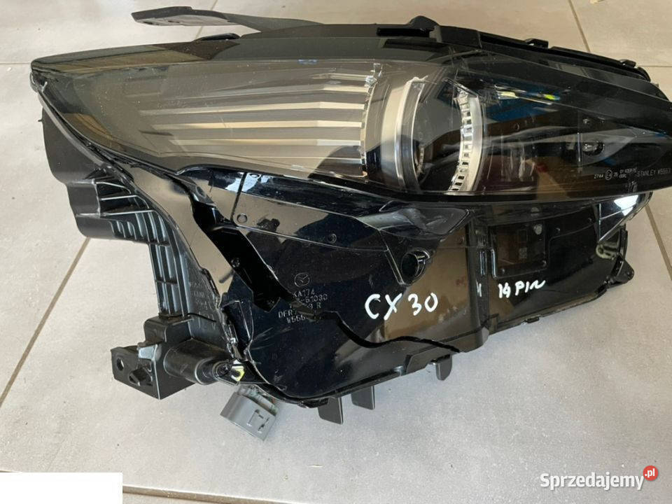 Mazda Cx30 reflektor 14 pin prawy Kozubszczyzna