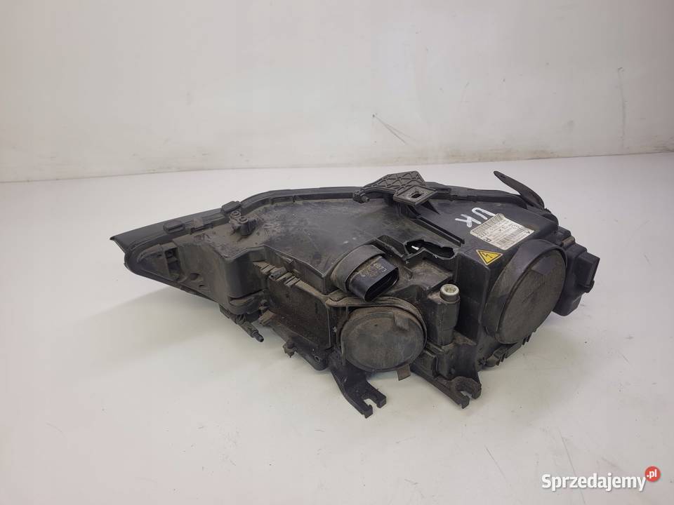REFLEKTOR PRAWY PRZÓD AUDI A4 B8 LIFT 8K0941006D śląskie Przystajń