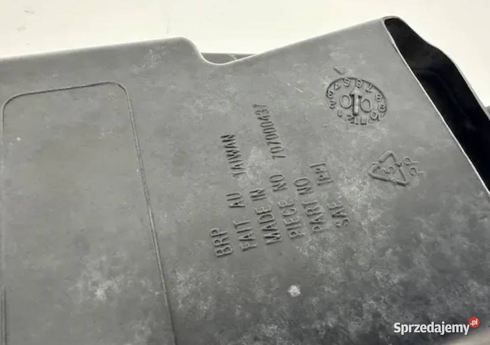 Rury chłodzenia paska Can Am Outlander 400