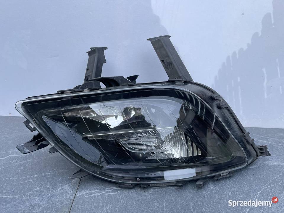 OPEL ASTRA 4 PRAWY KIERUNKOWSKAZ HALOGEN osobowe Lampy przednie