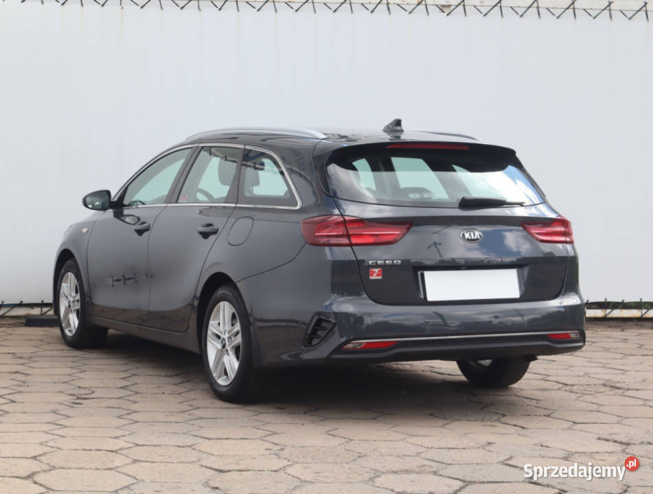 Kia Ceed 14 TGDI komputer pokładowy Łódź