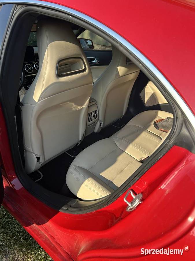 Mercedes CLA 250 4 matic Zator