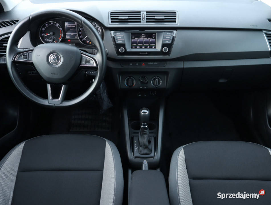 Skoda Fabia 12 TSI czujnik parkowania