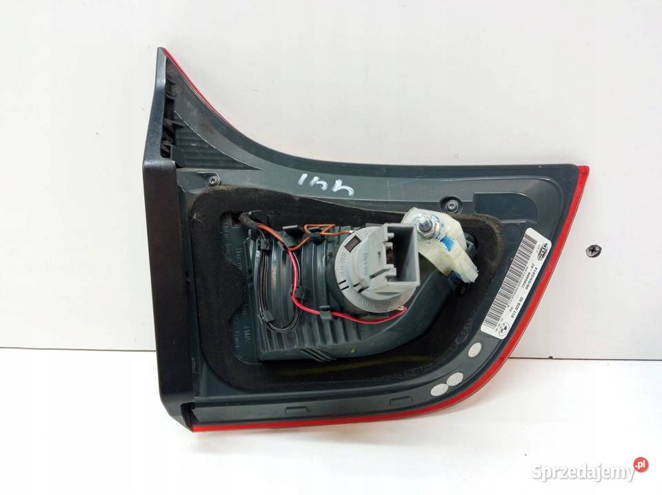 LAMPA TYŁ W KLAPĘ PRAWA LIFT LCI 7295006 Bmw X6 sprzedam