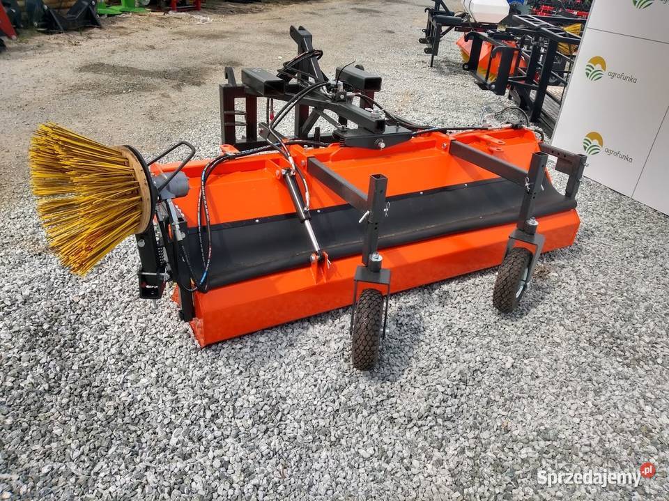 Zamiatarka Metal Technik szerokość 24m2023