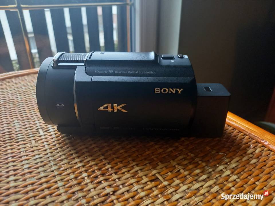 Kamera SONY 4 K  FDR AX43 w doskonałym stanie