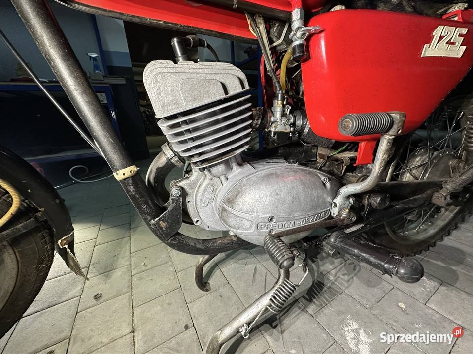 WSK 125 1984r M06B3 czerwony WSK