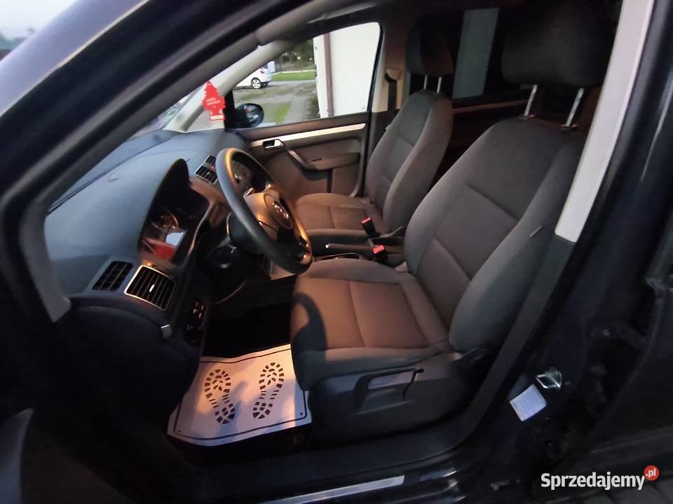 VW Touran bezwypadkowy przygotowany do aluminiowe felgi Touran śląskie Drogomyśl