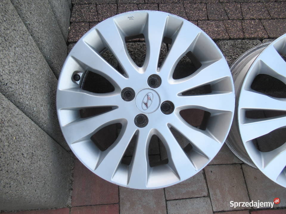 Felgi aluminiowe 16 4x100 Hyundai i20 Średnica 16" Bieliny
