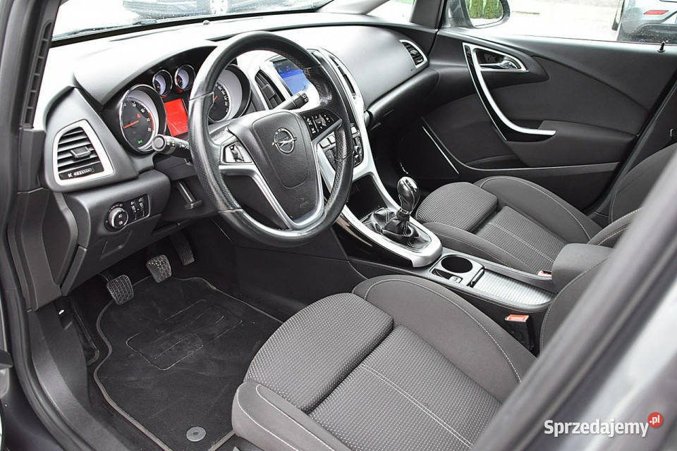Opel Astra 14T 140 Alu Navi Kamera Gwarancja J Nowe Kucice sprzedam
