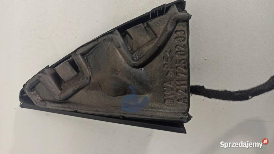 GŁOŚNIK Z TRÓJKĄTEM PRAWY PRZÓD MERCEDES W211
