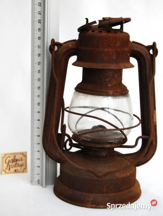 Stara zardzewiała lampa naftowa Feuerhand 225 II Lublin