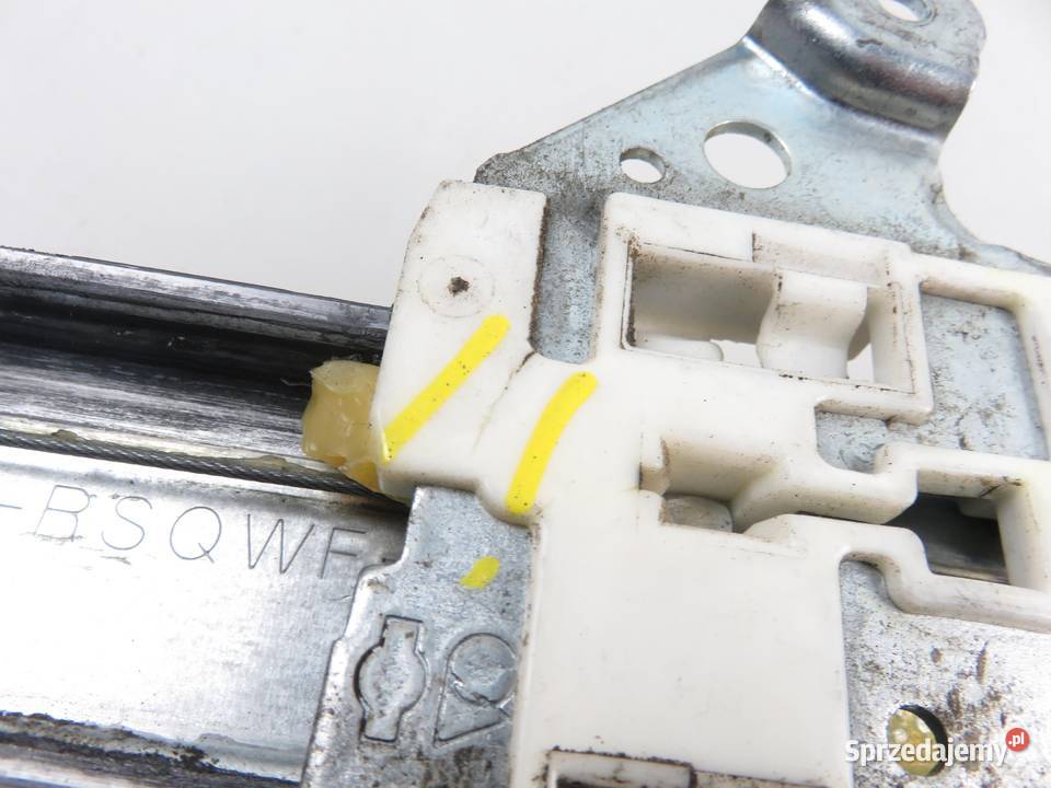 PODNOŚNIK SZYBY PRAWY PRZEDNI PATHFINDER R51