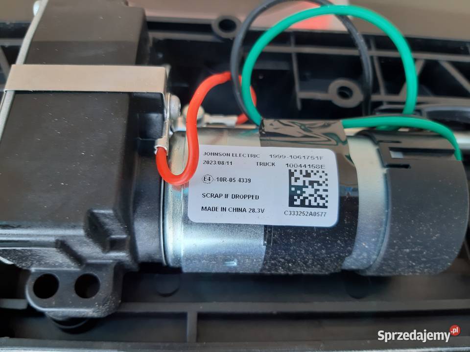 VOLVO FH4 FH5 SZYBERDACH RAMKA SILNIK ZASŁONA Bieleń sprzedam