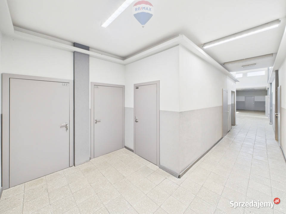 Biuro 853 m z windą i parkingiem Rybnik