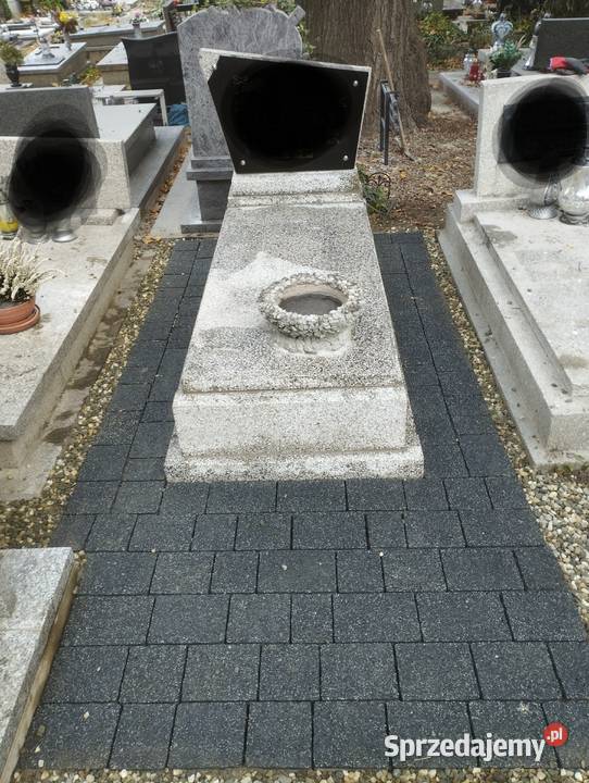 Brukowanie wokół nagrobka Pozostałe usługi śląskie