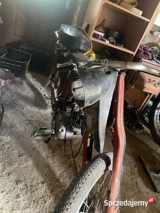 Komar 2350 z silnikiem na pedala Konradów
