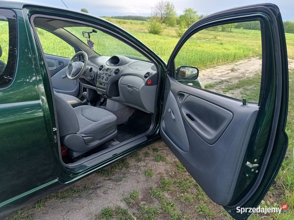 TOYOTA YARIS 2003 Benz10 16V Łańcuch 684L 95100 152000km Łaskarzew