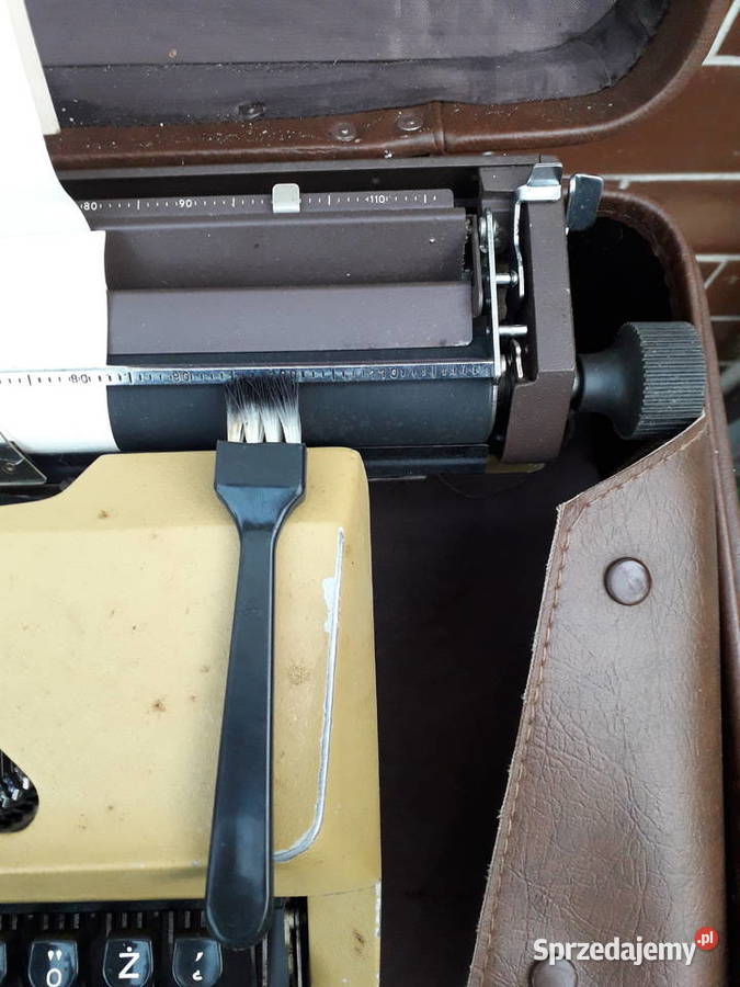 Polska przenośna maszyna do pisania Łucznik Warszawa sprzedam