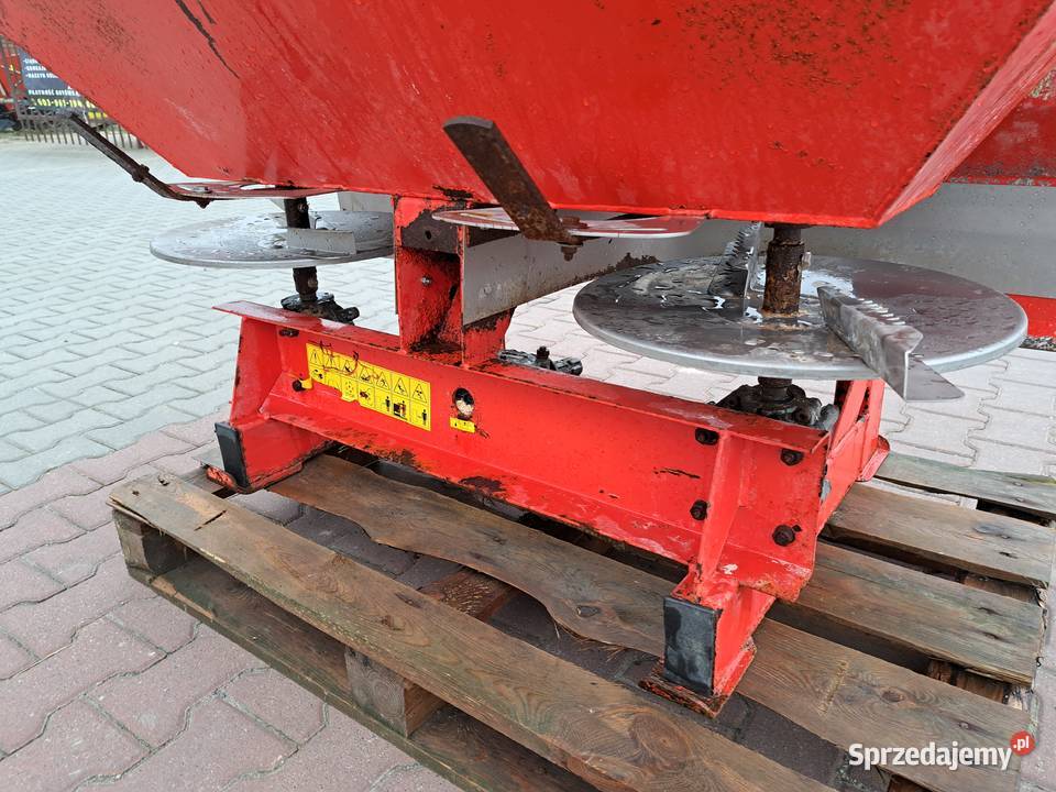 Rozsiewacz nawozów 2 tarczowy Akpil 600L