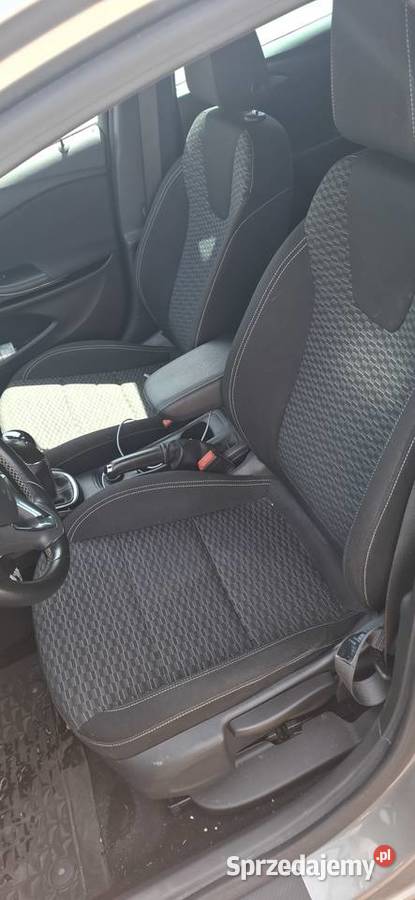 Opel Astra V 2017r 14T benzyna niski przebieg