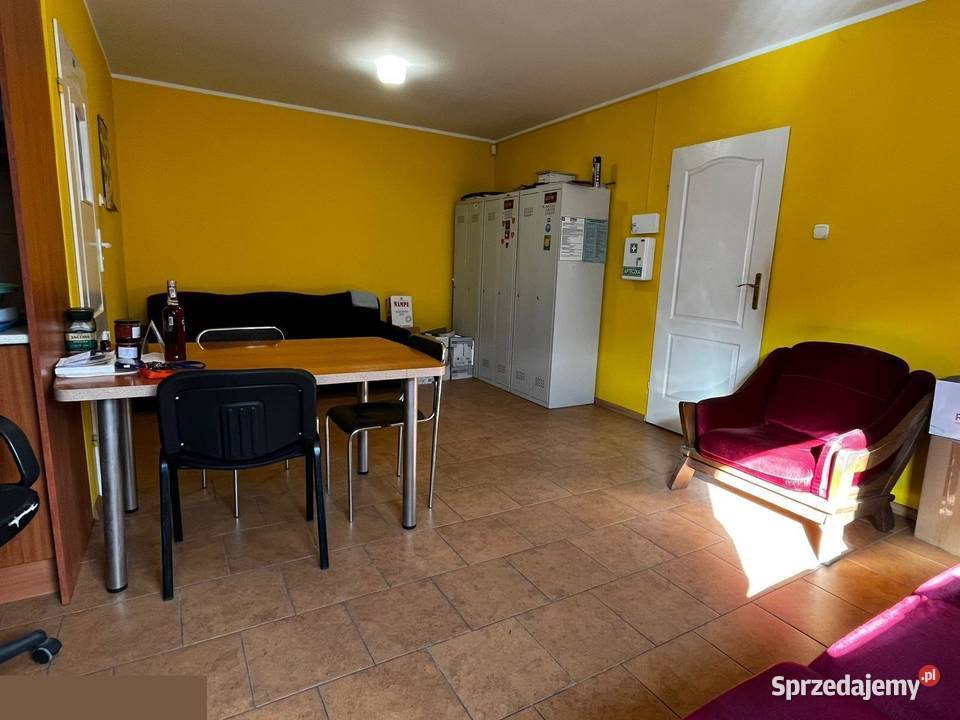 Hala z zapleczem biurowosocjalnym mieszkanie k Sprzedaż Pobierowo