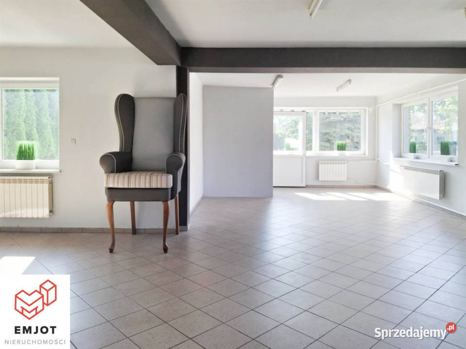 sprzedaży lokalu Zduńska Wola 200m2