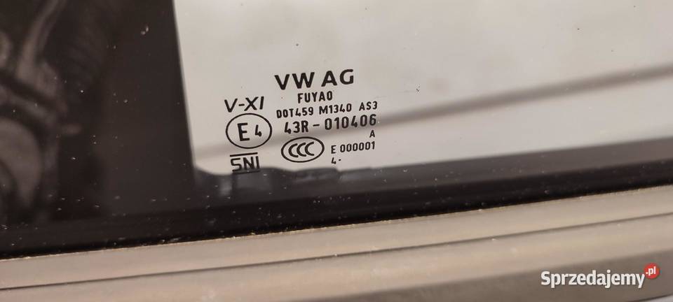 VW TAYRON DRZWI PRAWY TYŁ 57L833056 LC7Q