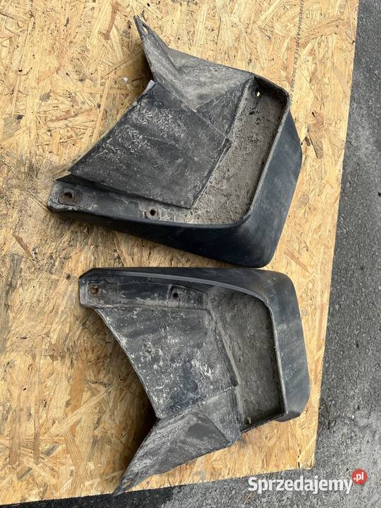 Chlapacze tylne Honda CRV 2 CRV II nadkola Karoseria Krasnystaw sprzedam