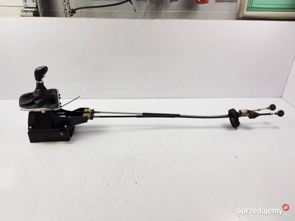 DŹWIGNIA ZMIANY BIEGÓW 55565905 OPEL ASTRA J Lipno sprzedam