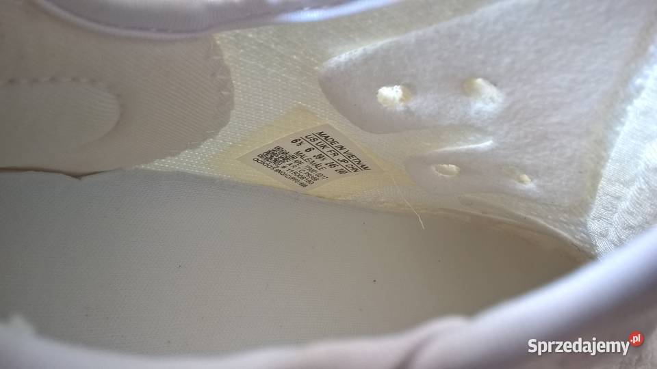 ADIDAS Yeezy Boost 350 V2 Cream Triple White Rzeszów