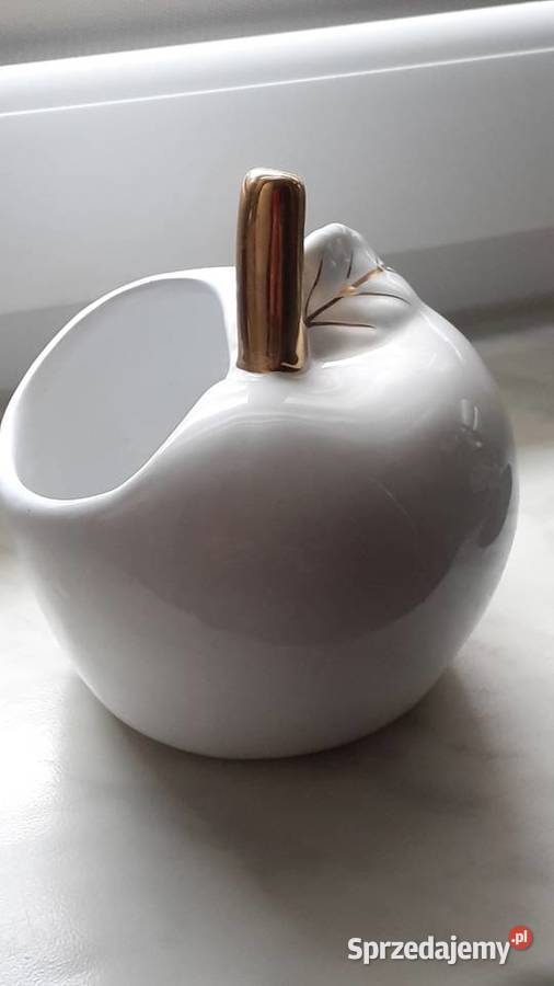 Jabłko z porcelany